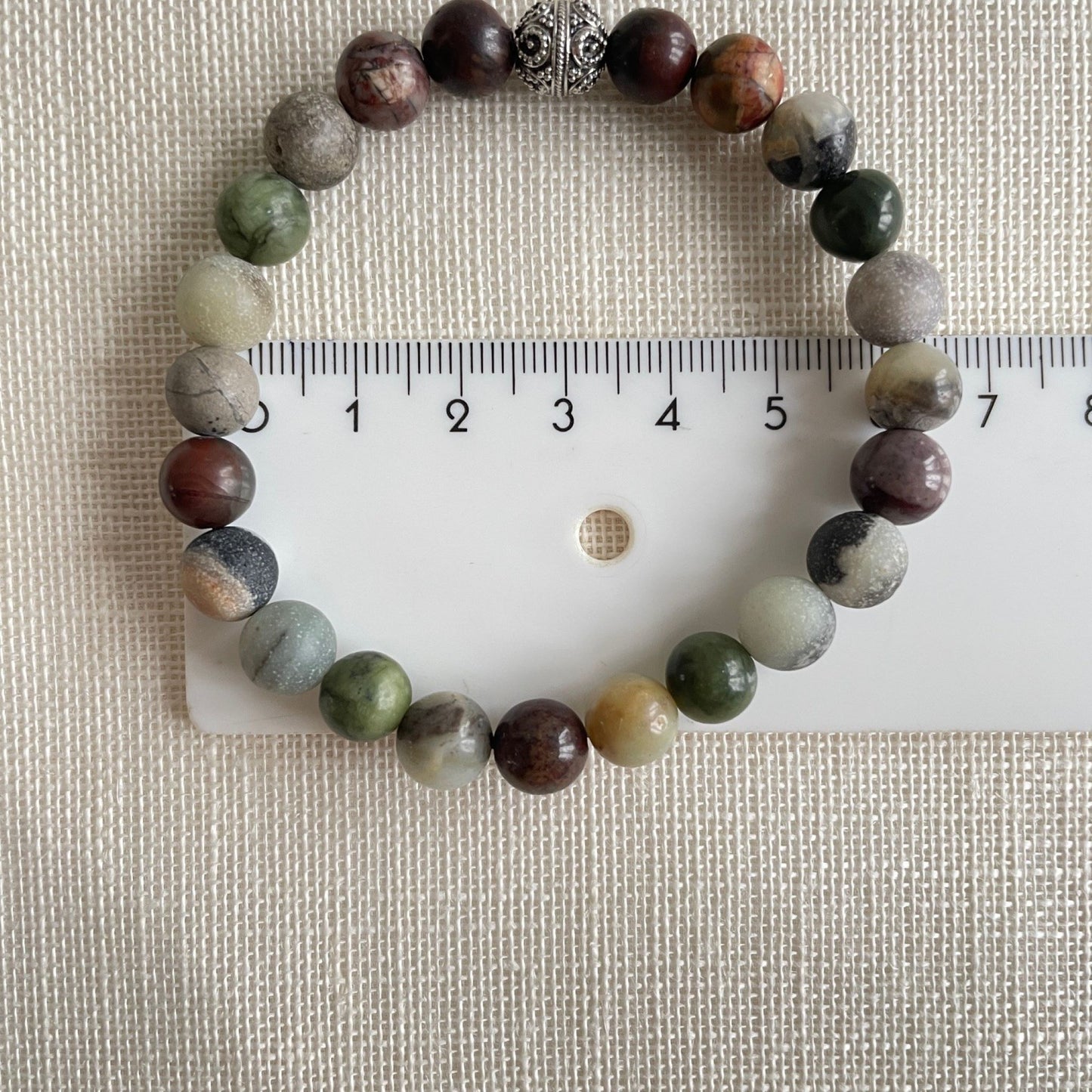 Armband van jade, jaspis, amazoniet met bali kraal