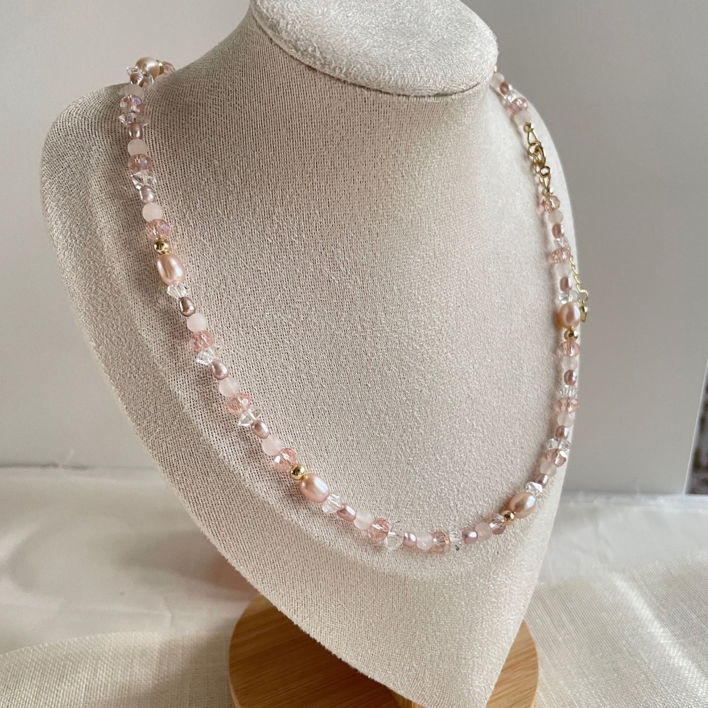 Ketting roze zoetwaterparels, Herkimer diamant en rozenkwarts