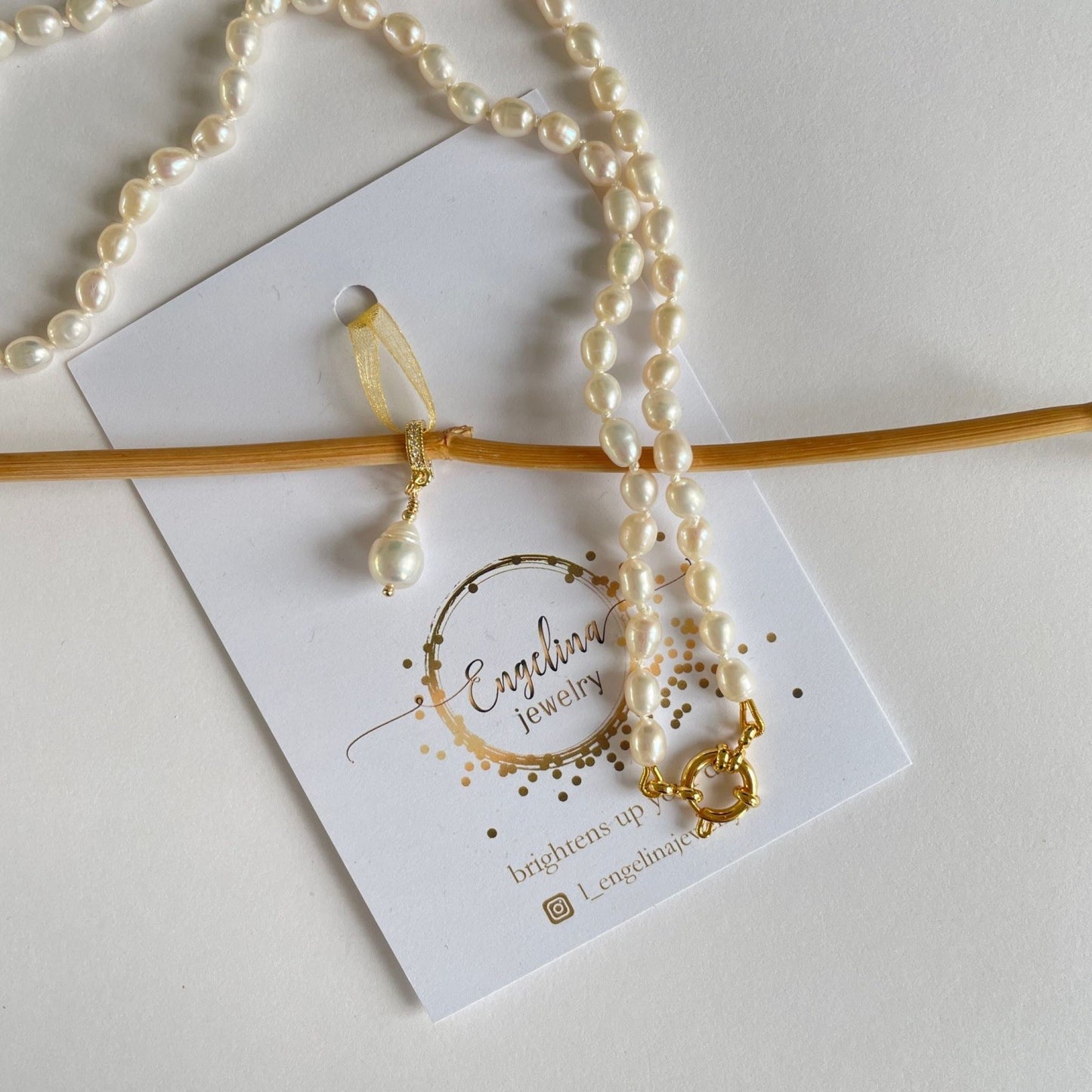 Ketting van zoetwaterparels met gold filled boeislot